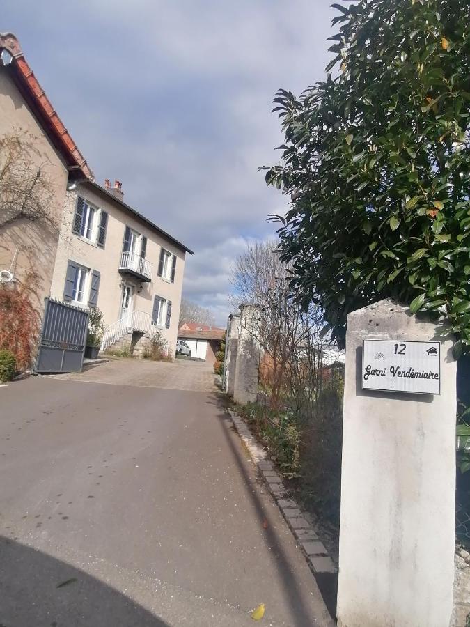 Mini Garni Vendemiaire Apartment Vesoul Luaran gambar